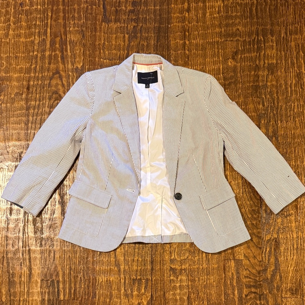 Banana Republic Seersucker Blazer Size 8 Blue White Stripe Tailored Jacket NEW